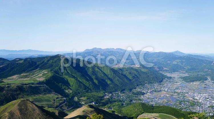 5月大分県由布岳を登山 二百名山,旅,山からの写真素材