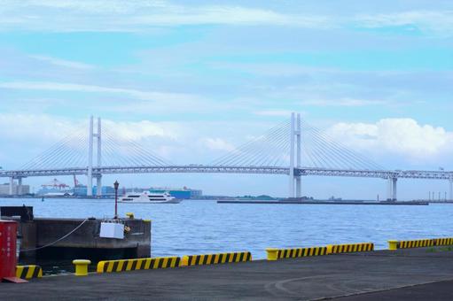 Yokohama Bay Bridge, blue sky and boat 1, JPG