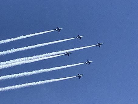 Blue Impulse on a clear day, JPG Blue Impulse on a clear day, JPG