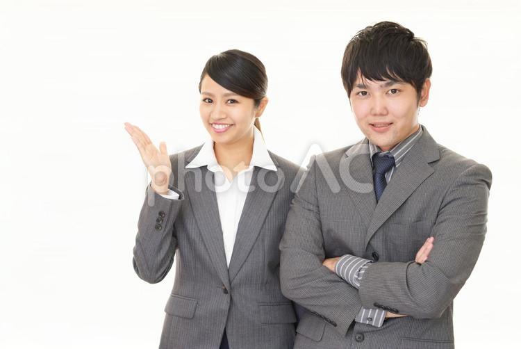 案内するビジネスマン　 ビジネスウーマン,ビジネスマン,ビジネスの写真素材