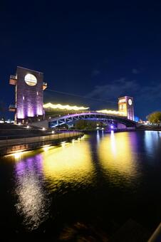 富山県富岩運河環水公園のライトアップ 夜景,風景,夜の写真素材