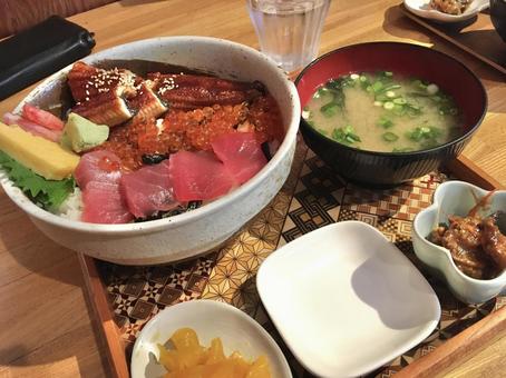 海鮮丼セット 海鮮丼セット 海鮮丼,海鮮,丼の写真素材