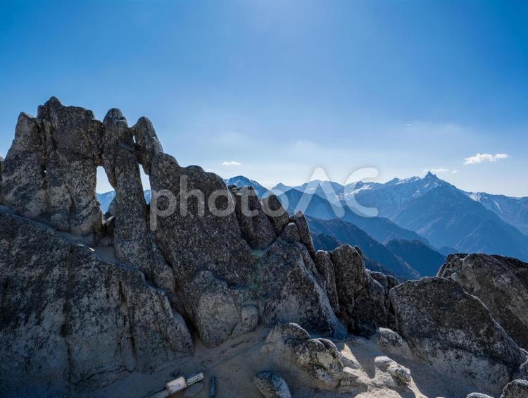 燕岳（メガネ岩） 表銀座,北アルプス,山の写真素材