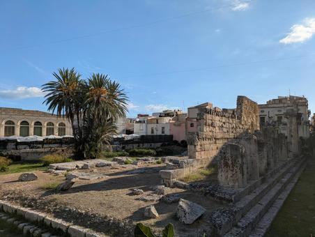 オルティージアのアポロン神殿跡 オルティージア,シチリア,イタリアの写真素材