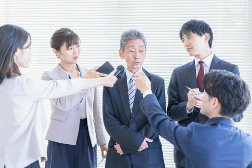 記者会見で沈黙をするVIP 無視,ワイドショー,誤解の写真素材