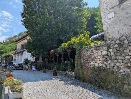 メルニックの町並み メルニックの町並み 町並み,石畳,メルニックの写真素材