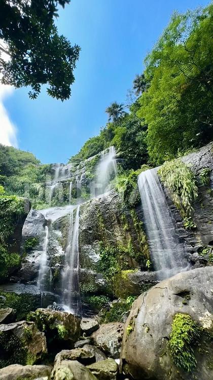 沖縄県八重山諸島西表島のユツン三段の滝 ユツン三段の滝,西表島,滝の写真素材