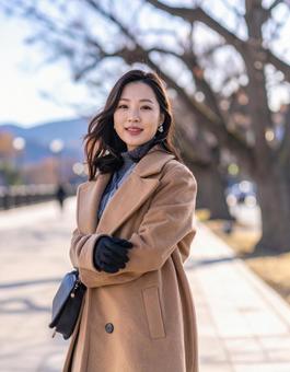 冬・コート姿の彼女 冬・コート姿の彼女の写真