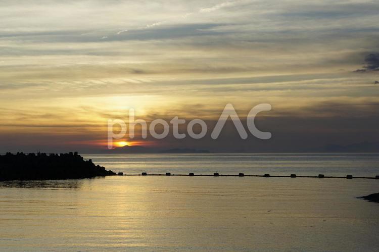 双海の夕日（愛媛県双海） 夕日,夕焼け,夕方の写真素材