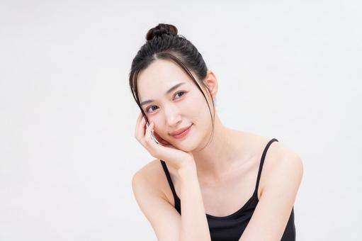 若い女性のビューティ 若い女性のビューティ スキンケア,女性,ビューティの写真素材
