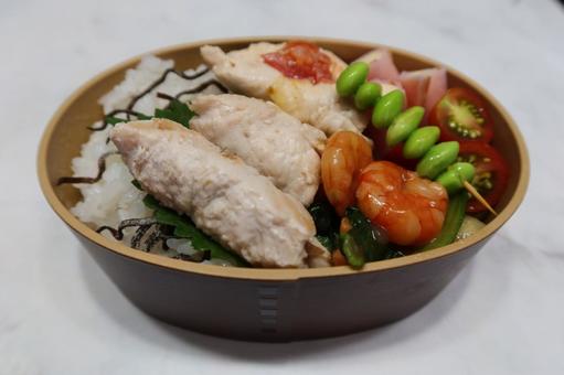 肉巻きと枝豆のお弁当 肉巻きと枝豆のお弁当 肉巻き,豚肉,枝豆の写真素材