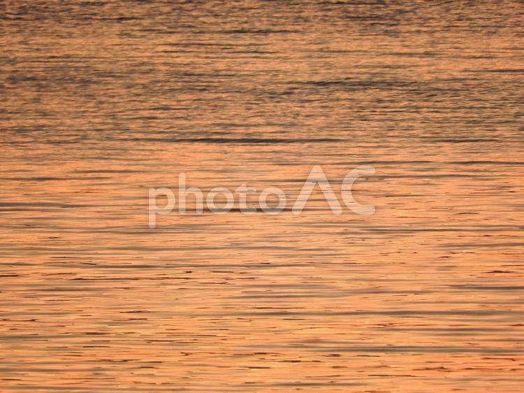 2023年初日の出色の海 海,自然,風景の写真素材