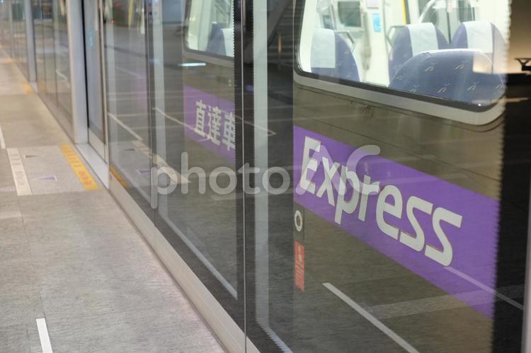 台湾桃園空港MRT直達車の側面 台湾,桃園空港mrt,直達車の写真素材