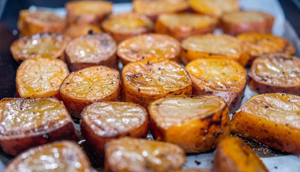 焼き芋 湯気 焼き芋 湯気の写真