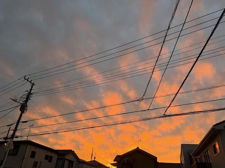 燃えるような夕焼け 夕焼け,空,夕陽の写真素材