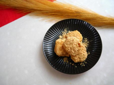 Kinako dumplings.6, JPG