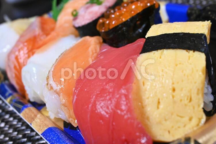いろいろお寿司 寿司,鮮やか,ごちそうの写真素材