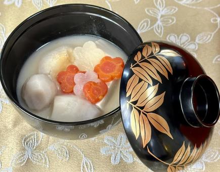 白みそ雑煮 白みそ雑煮の写真