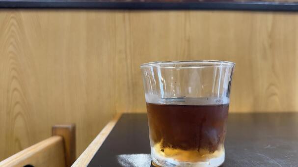 麦茶 麦茶,お茶,飲み物の写真素材