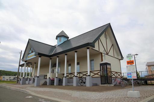 日高本線 新冠駅 日高本線 新冠駅 新冠駅,日高本線,サラブレッドの写真素材