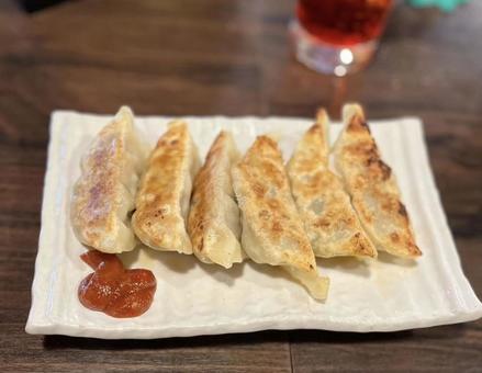 餃子 餃子の写真