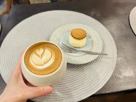 Cafe latte cheese sandwich, JPG Cafe latte cheese sandwich, JPG