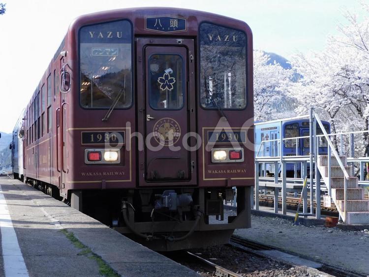 春の若桜駅 若桜駅,若桜鉄道,鳥取県の写真素材