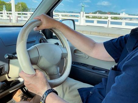 運転・ドライブ・ドライバー 半袖 運転・ドライブ・ドライバー 半袖 ドライバー,運転,ドライブの写真素材