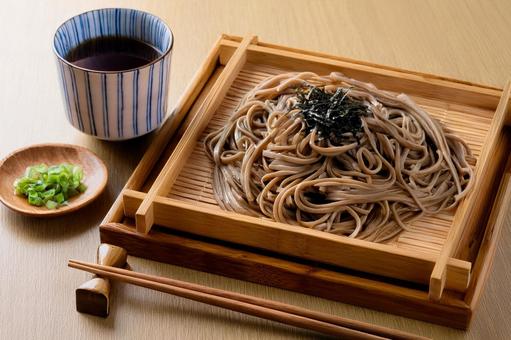 あっさり美味しいざるそばの写真