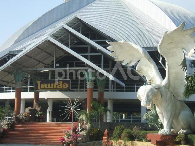 タイガーズーのエントランス タイガーズー,動物園,タイの写真素材