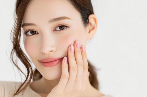 ネイルサロンの女性モデル ネイルサロンの女性モデルの写真