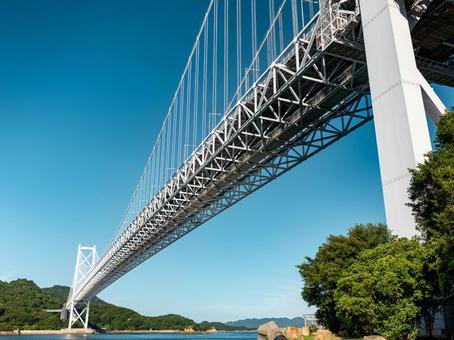 因島大橋 因島大橋,青空,尾道市の写真素材