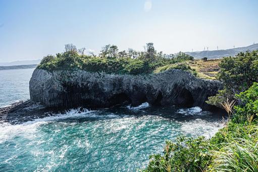 佐賀県　七ツ釜の風景 七ツ釜,佐賀,玄界灘の写真素材