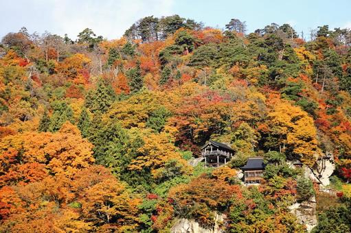 秋の山寺（納経堂・開山堂・五大堂） 山寺,納経堂,開山堂の写真素材