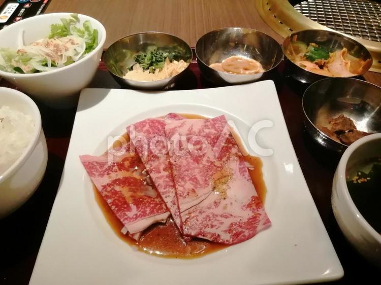 焼肉　定食　セット　ランチ 焼肉,定食,セットの写真素材