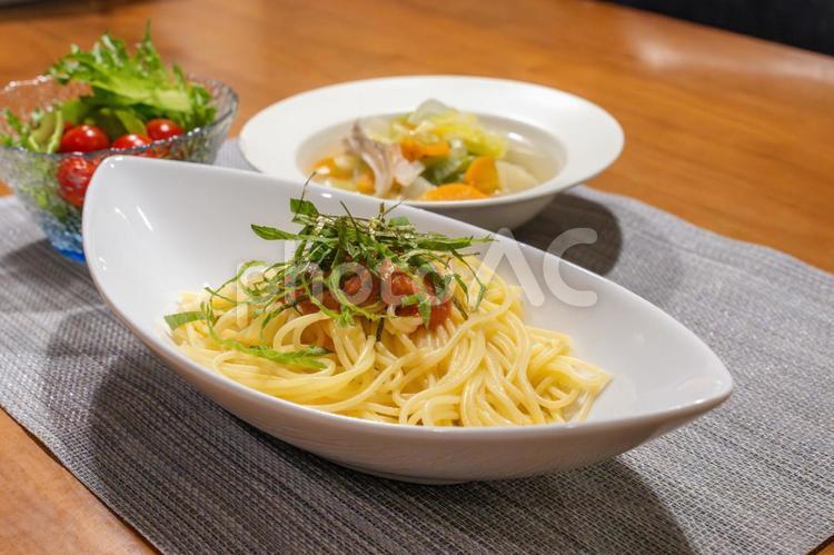 明太子と大葉の和風パスタセット パスタ,明太子,和風の写真素材