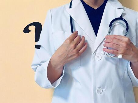 はてなマークとお医者さん 悩み,悩む,女医の写真素材