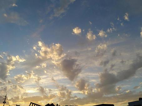 夕焼け　雲の写真