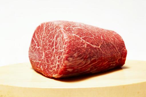 ローストビーフ用のモモ肉3 ローストビーフ用のモモ肉3 牛肉,モモ肉,ローストビーフ用肉の写真素材