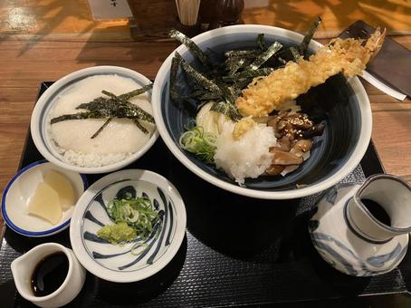 うどん定食 うどん定食 うどん,定食,天ぷらの写真素材