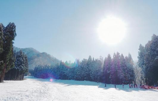 スキー場 雪,ゲレンデ,コースの写真素材