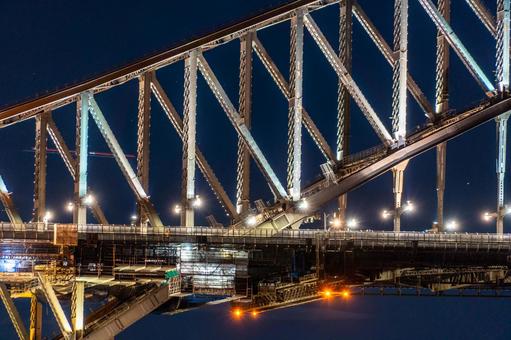 ハーバーブリッジ構造 ハーバーブリッジ構造 橋,夜,照明の写真素材