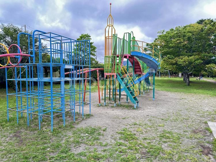 黒潮公園　新宮市三輪崎　遊具 休日,植栽,春の公園の写真素材