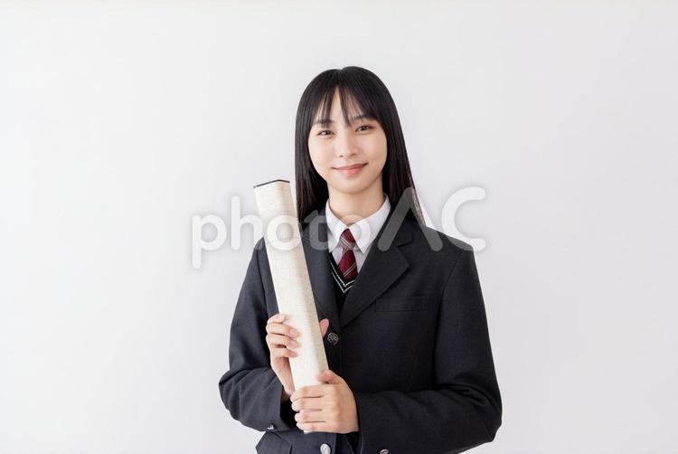 卒業式　女子高生　サクラサク 女性,女子高生,卒業式の写真素材