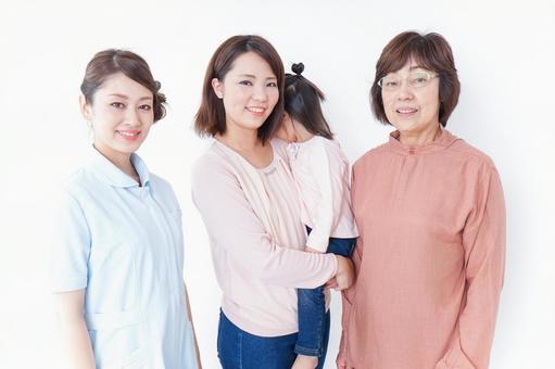 家族と看護師 家族と看護師 お母さん,女子,保健師の写真素材
