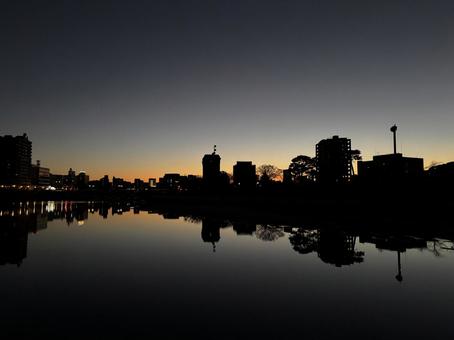 夜明けの乙川 夜明けの乙川の写真
