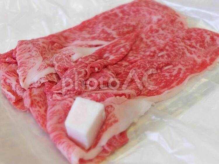 すき焼き用のお肉02 お肉,しゃぶしゃぶ,すき焼きの写真素材