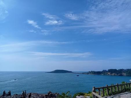 東尋坊から雄島を望む日本海の絶景(福井) 東尋坊から雄島を望む日本海の絶景(福井) 東尋坊,雄島,福井県の写真素材