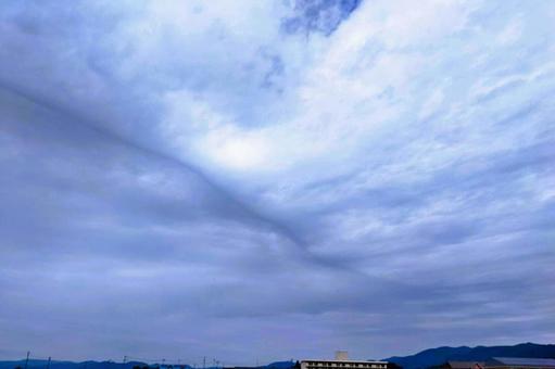 2025年9月の空1 2025年9月の空1 積乱雲,積雲,ガストフロントの写真素材