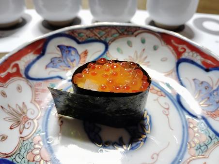 いくらの軍艦 いくら,軍艦,寿司屋の写真素材